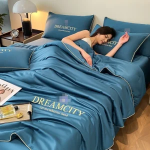 Silk embroidery Xia Liang quilt